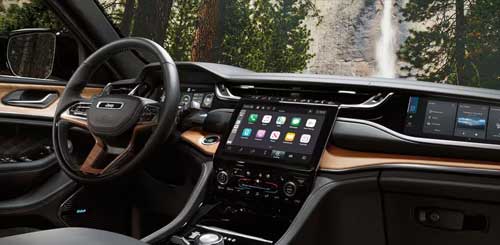 jeep-grand-cherokee-infotainment-system.jpg