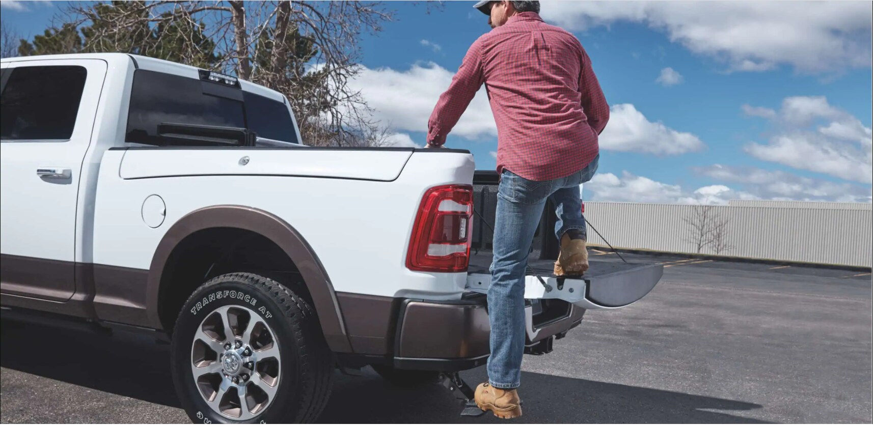 RAM 2500 Exterior