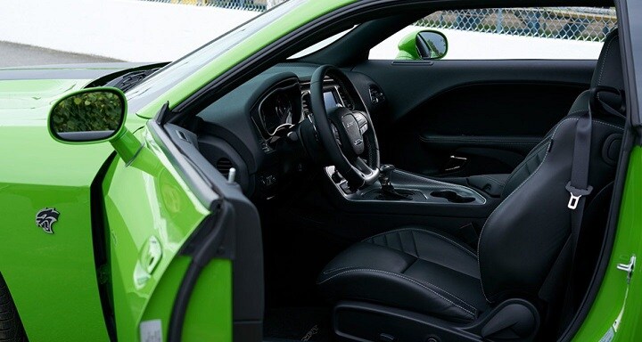 Dodge Challenger SRT Hellcat Interior dodge-challenger-srt-hellcat-interior