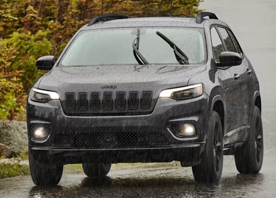 Car in Hurricane Weather how to protect car in a hurricane tips