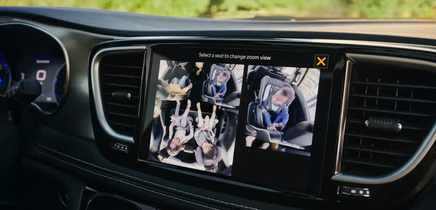 best vehicle for family Pacifica famcam