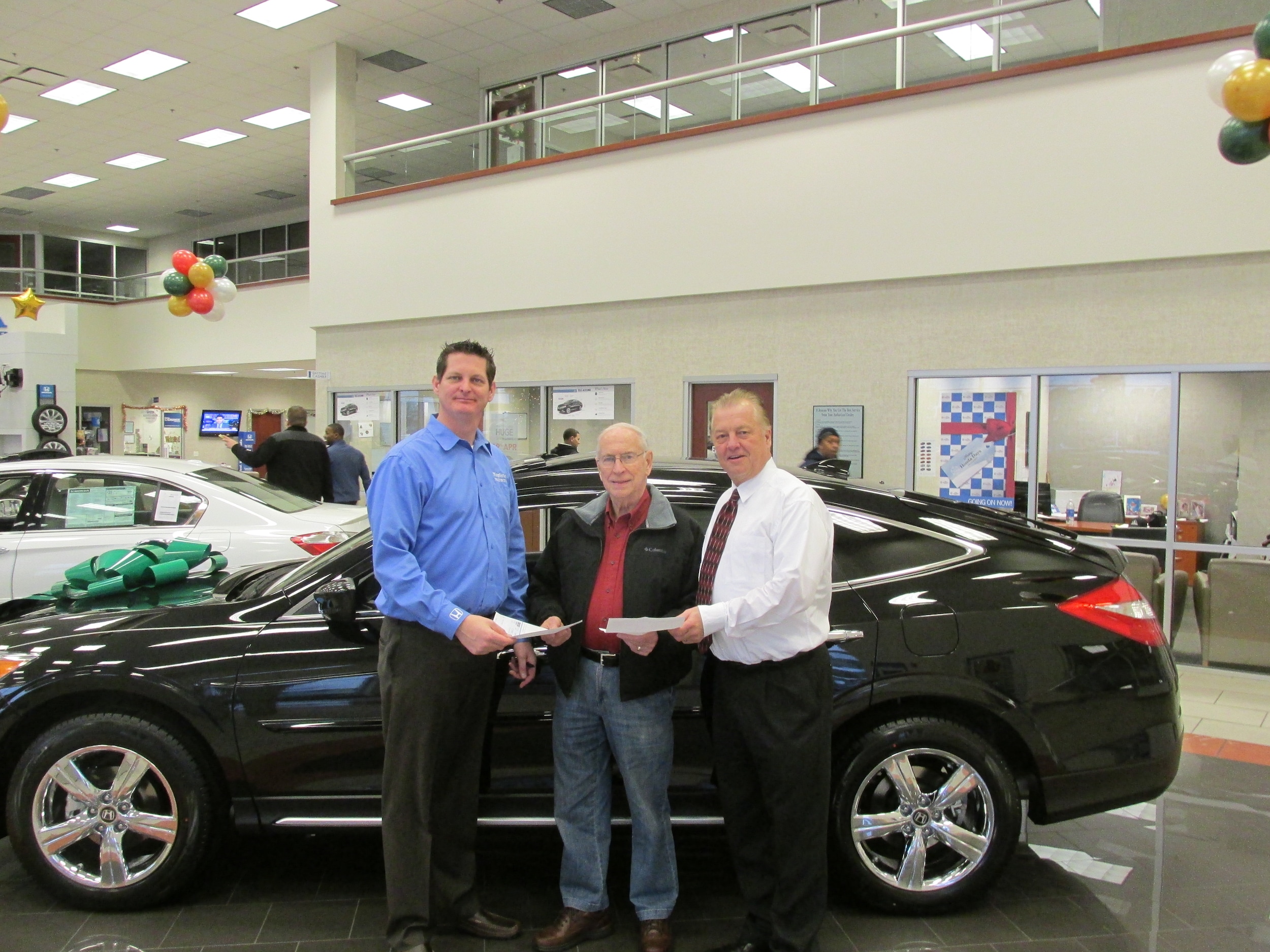 Napleton River Oaks Chrysler Dodge Jeep RAM Lansing Food Pantry Drive