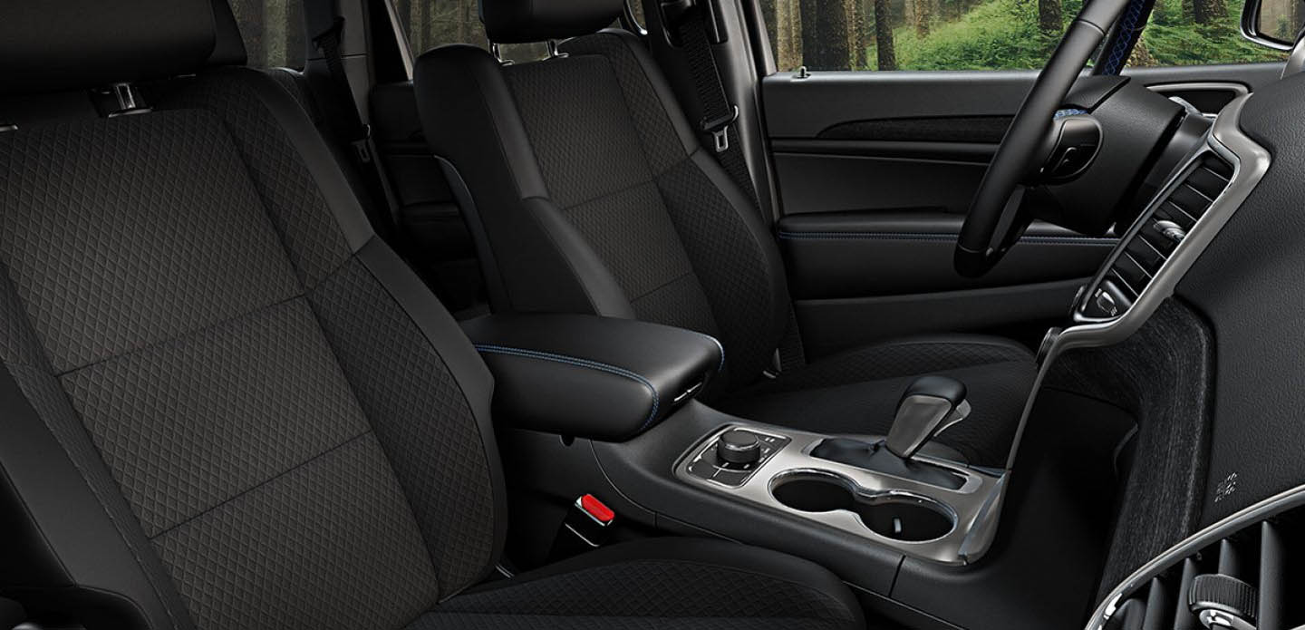 River Oaks Jeep Grand Cherokee Interior river-oaks-jeep-grand-cherokee-interior