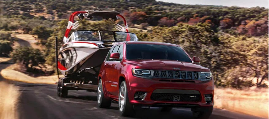 jeep-grand-cherokee-srt-towing.jpg