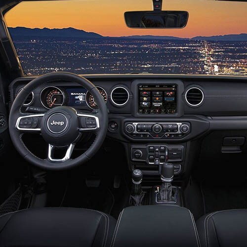 jeep-wrangler-interior-seats.jpg