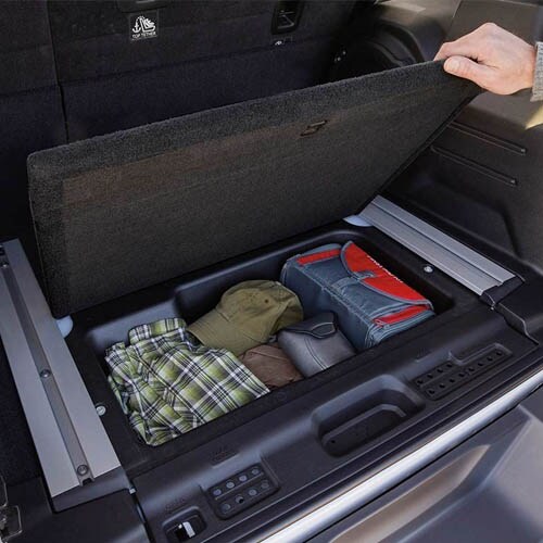 jeep-wrangler-underfloor-cargo-space.jpg