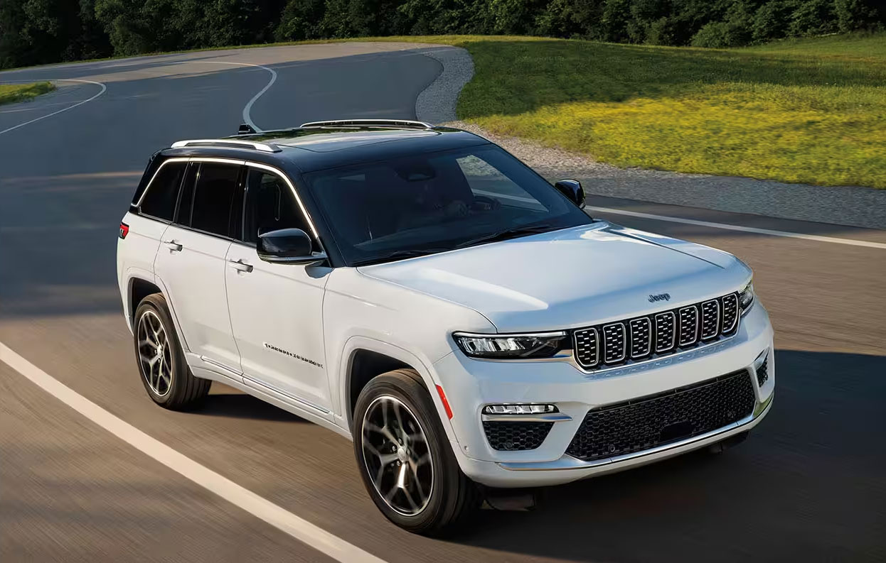 2024 Jeep Grand Cherokee white jeep grand cherokee