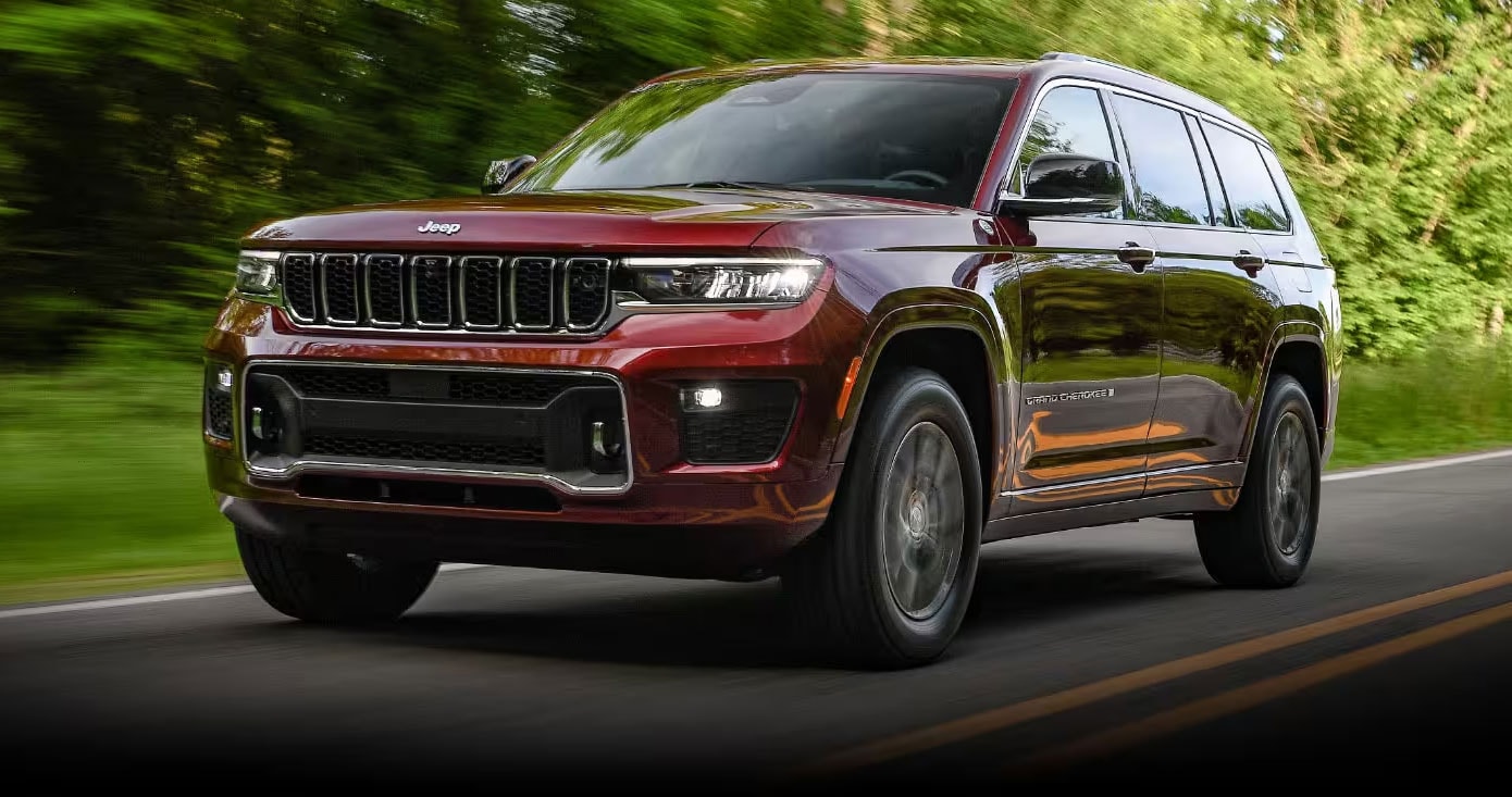 jeep-grand-cheroeke-safety-features-red.jpg