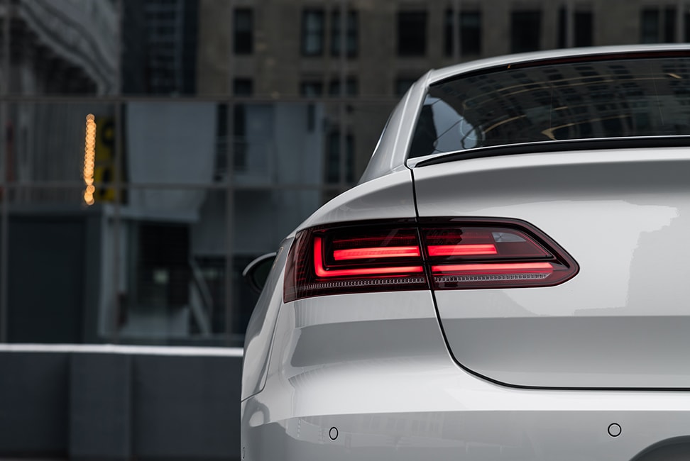 Volkswagen Arteon Rear Light.jpg volkswagen arteon rear light