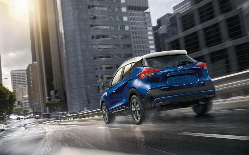 blue-nissan-kicks-sr-st-louis.jpg