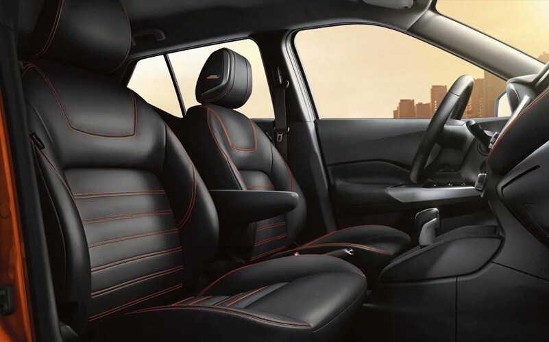 nissan-kicks-front-row-seats.jpg