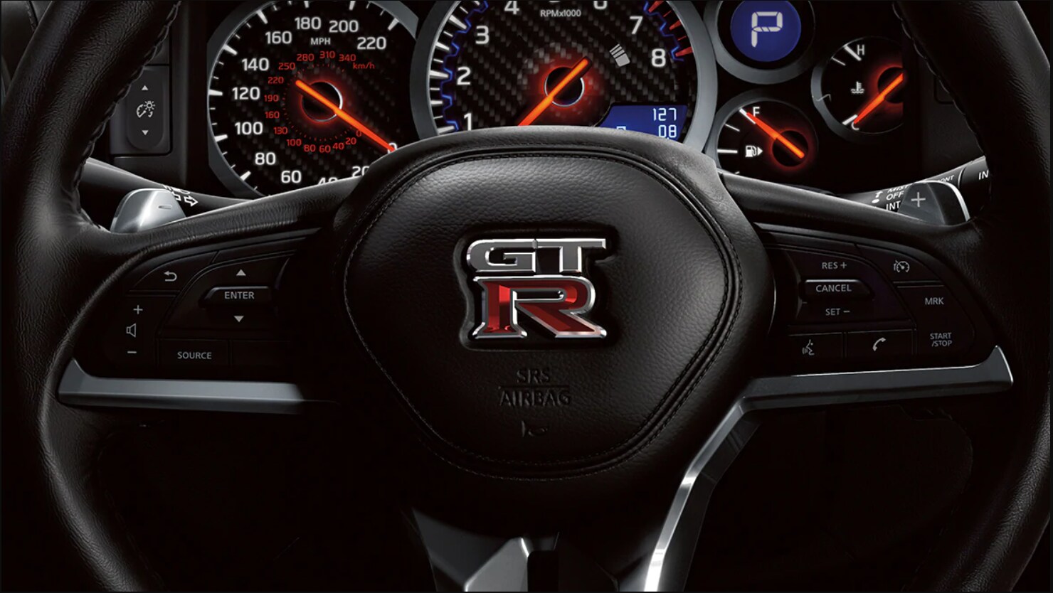 Nissan GTR Features