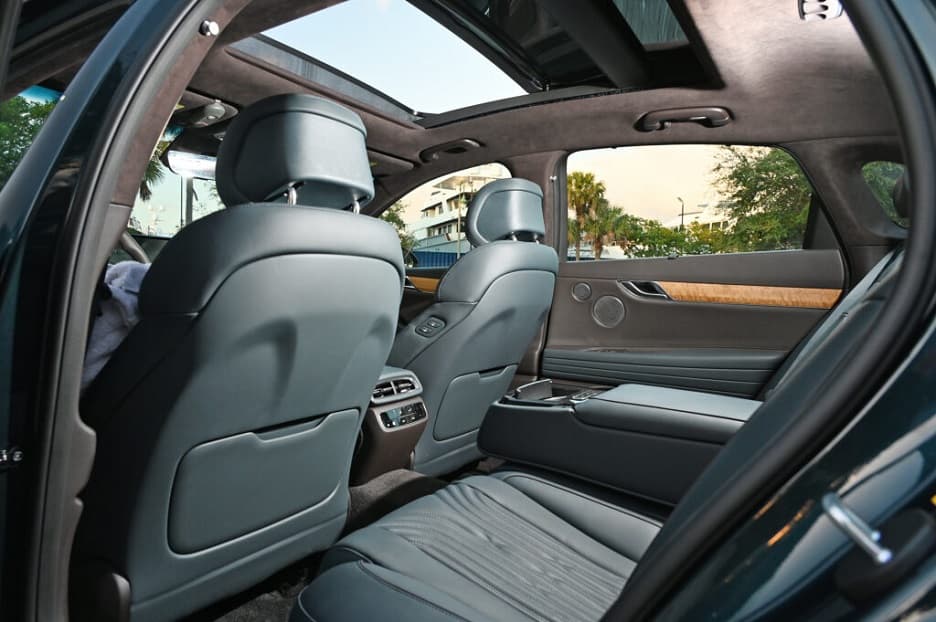 Genesis G80 Technology