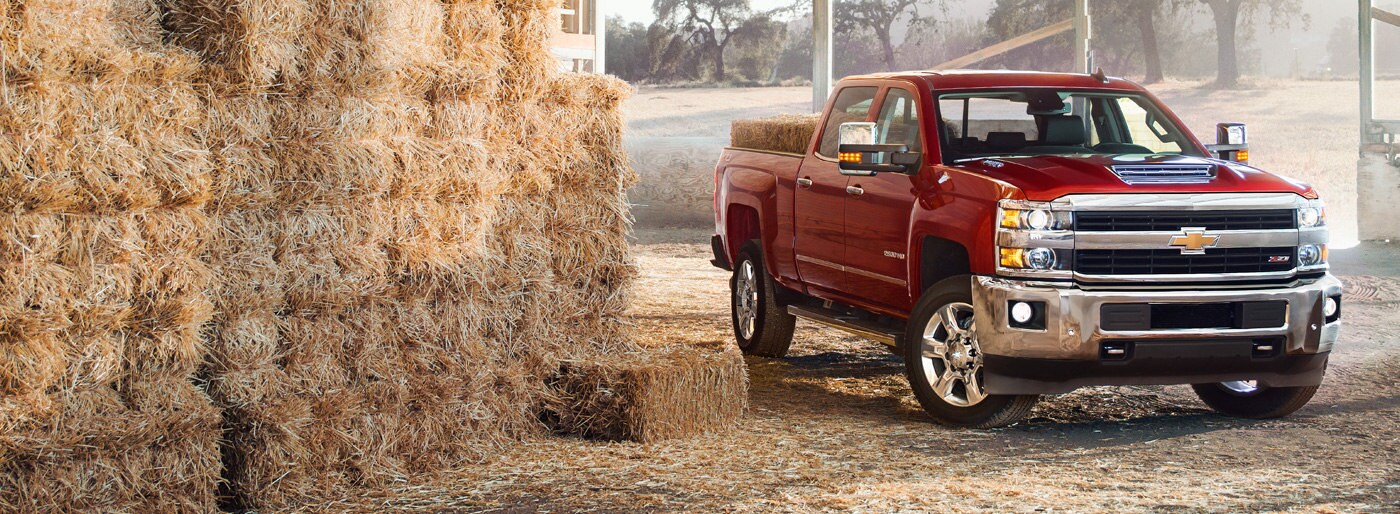 2017-Silverado-Truck_01.jpg