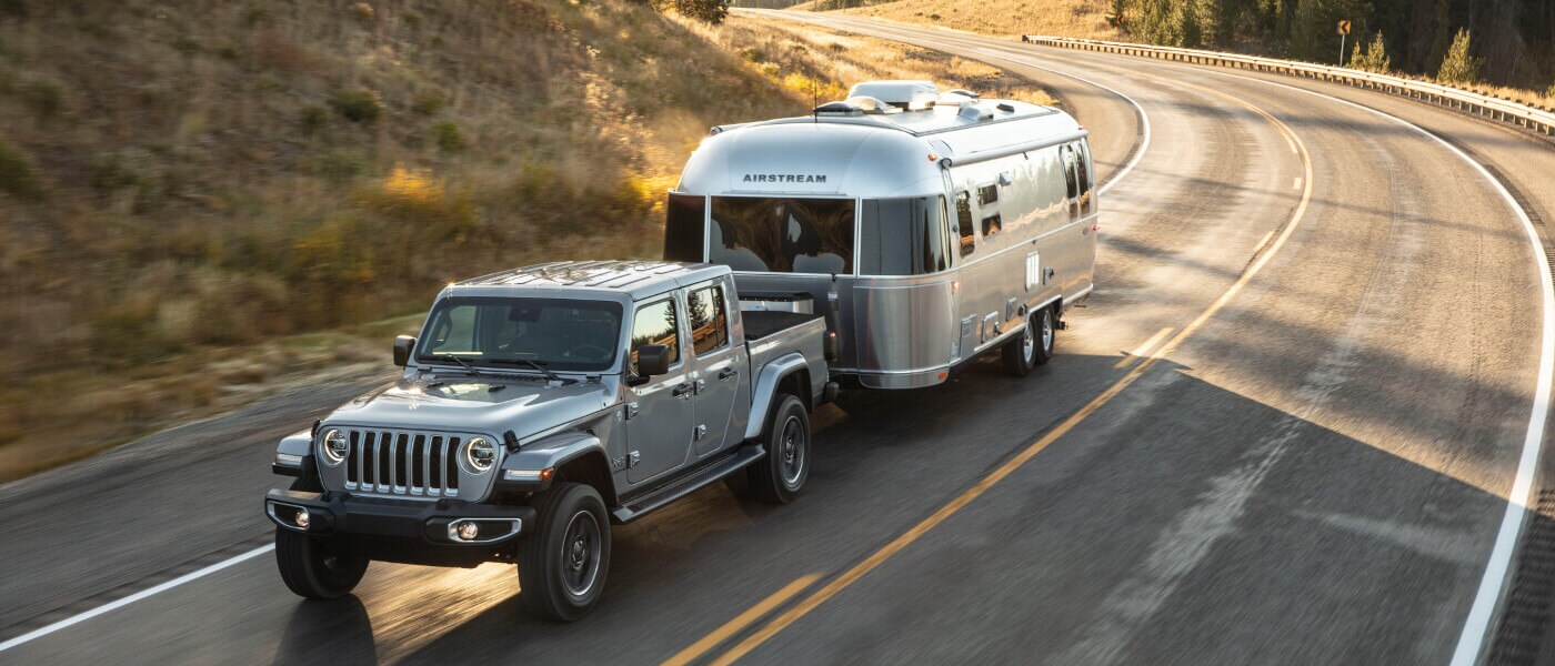 20Jeep Gladiator TowingT railer