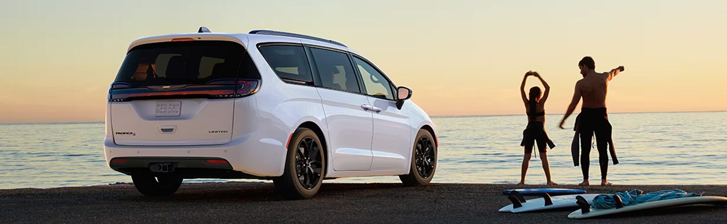 2025 Chrysler Pacifica Hendrick CDJR Wilmington