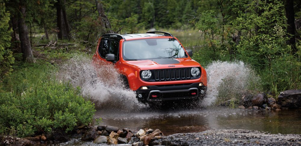 2018-Jeep-Renegade-Gallery-Capability-Trailhawk-Orange-Forest.jpg.image.1000.jpg
