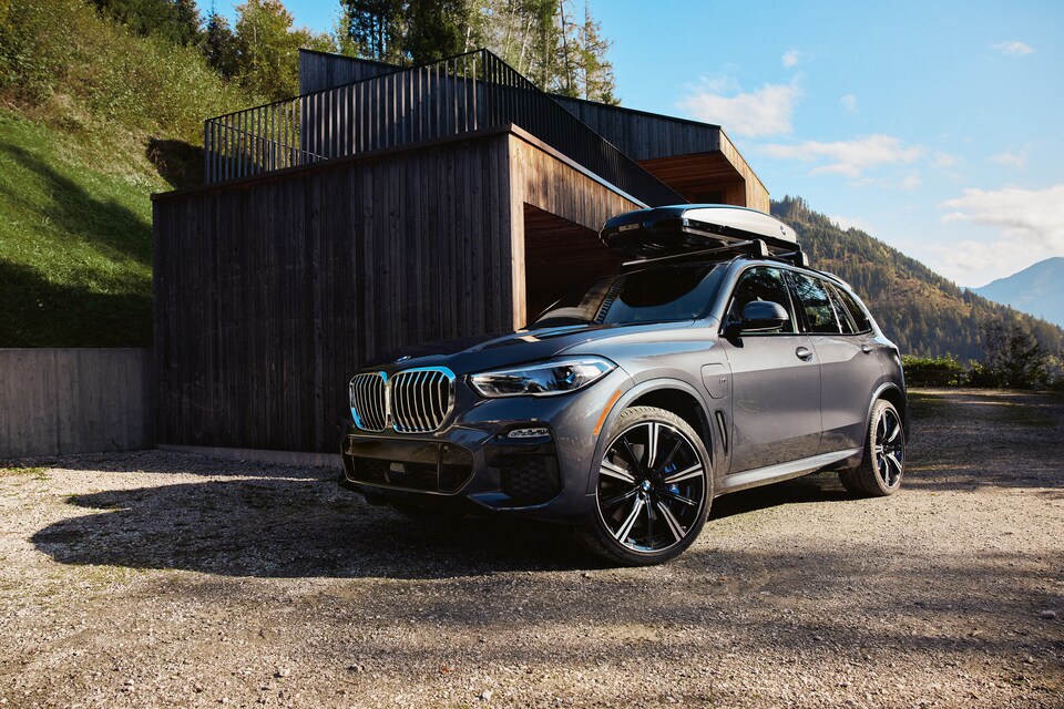 2023-BMW-X5-M50i-SUV-L02.jpeg