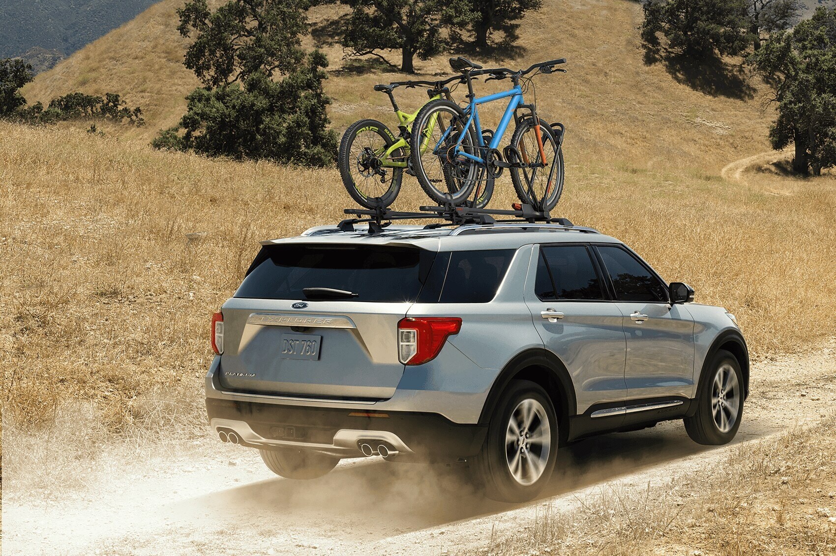 Ford Explorer vs Jeep Grand Cherokee