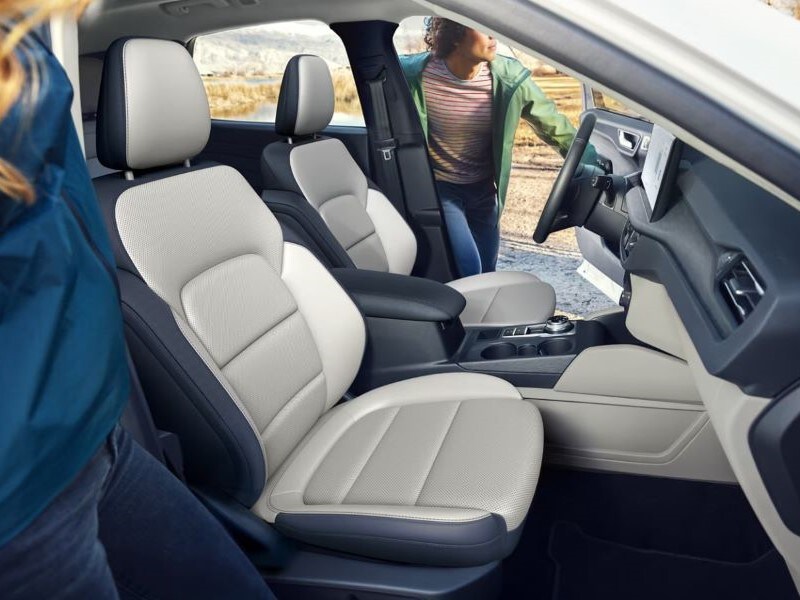 Ford Escape vs Honda CR-V