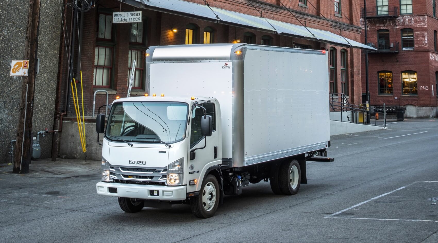 Isuzu NQR
