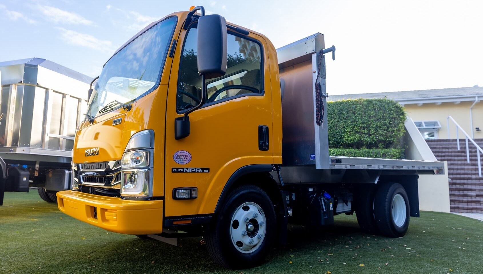2022 Isuzu NPR Review