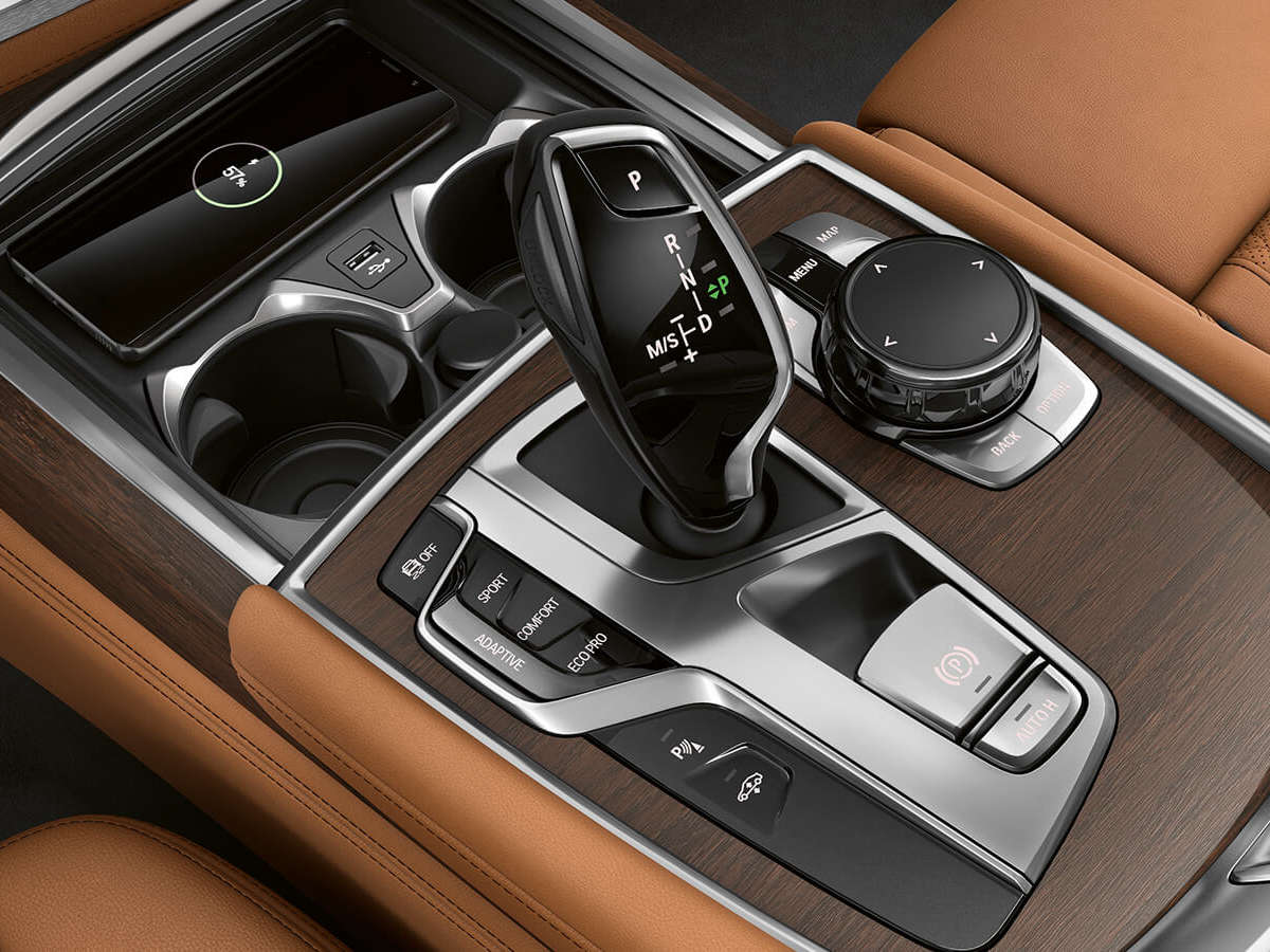 2021 BMW 7 - Smarter drive modes.