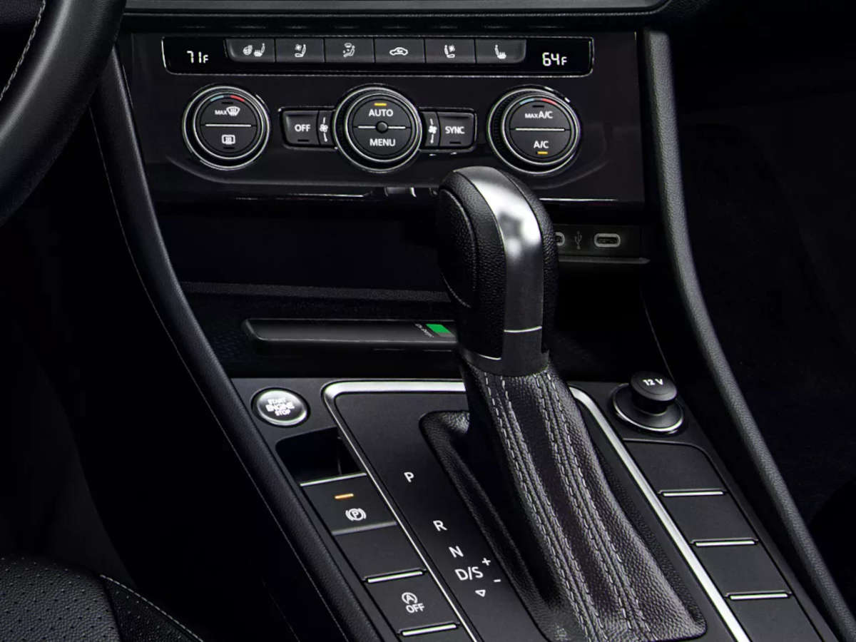 2021 Volkswagen Jetta - Technology within reach.