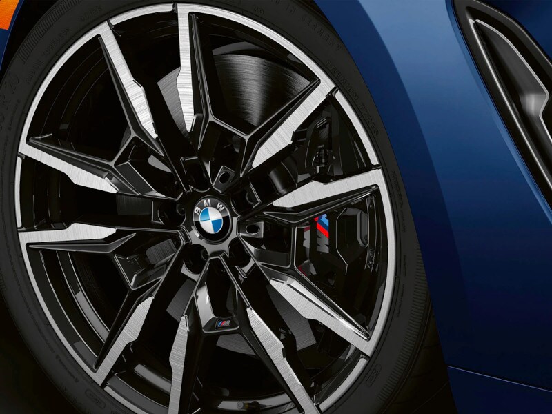 2024 BMW 8