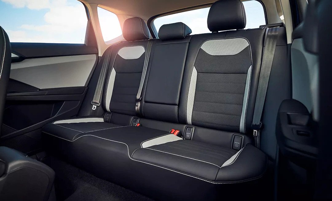 2022 Volkswagen Taos Interior