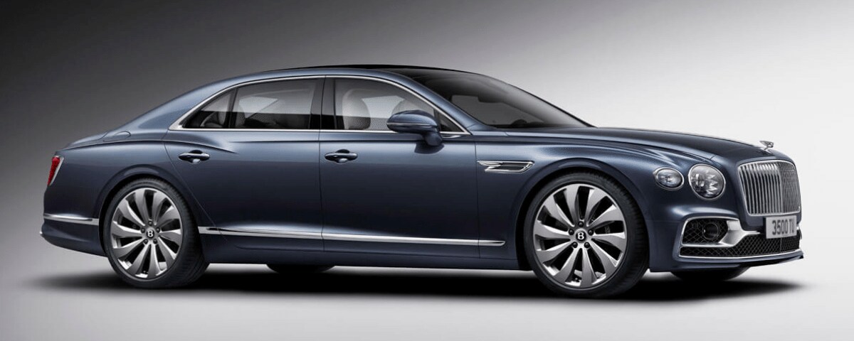 2020 Bentley Flying Spur 2020 Bentley Flying Spur front 3/4 view