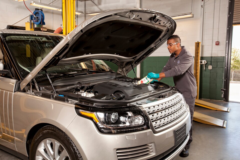 Bedford Oil Change Land Rover Oil Change in Bedford