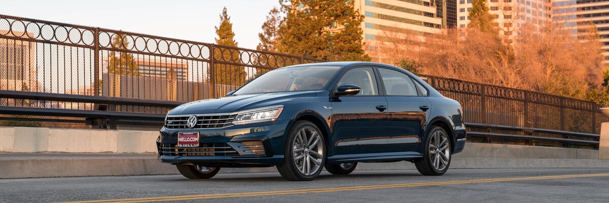 2018-Volkswagen-Passat-header.jpg