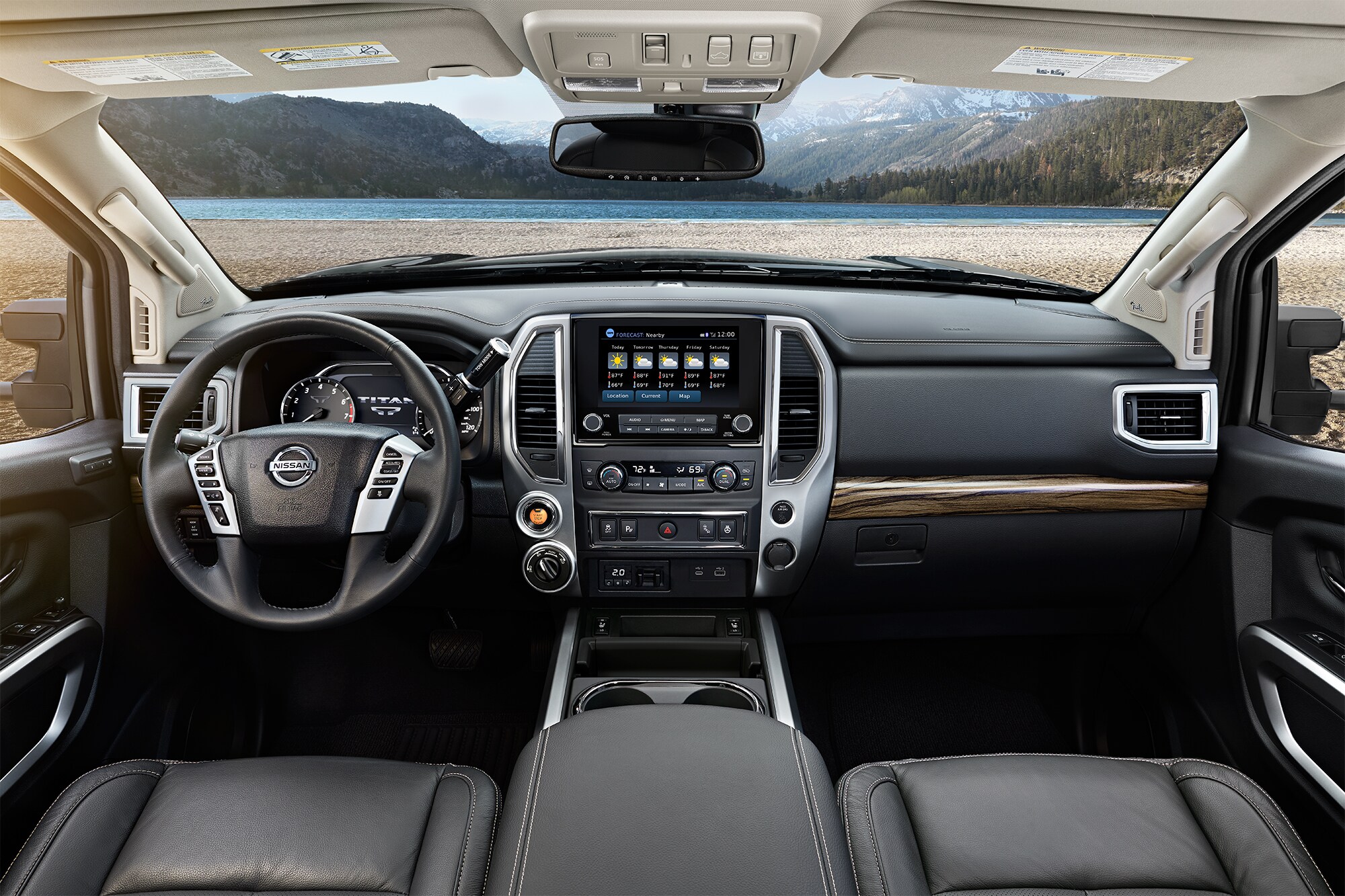Nissan Titan interior