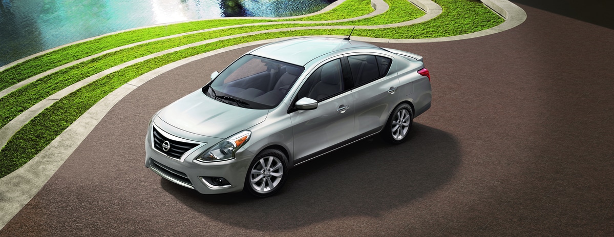 Nissan Versa SL Sedan Nissan Versa SL Sedan