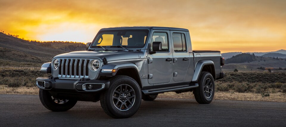 2020-Jeep-Gladiator-Overland-Truck-L02.png