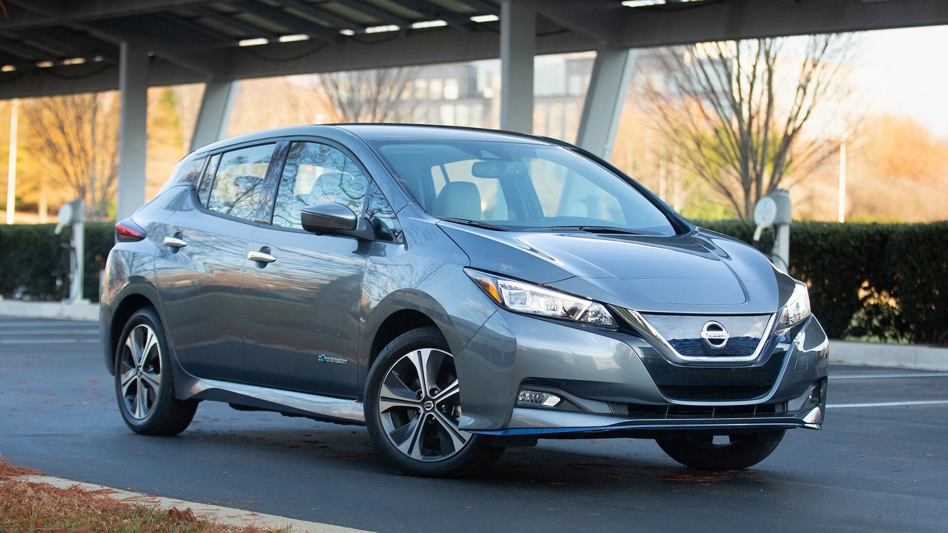 2022 Nissan Leaf.jpg