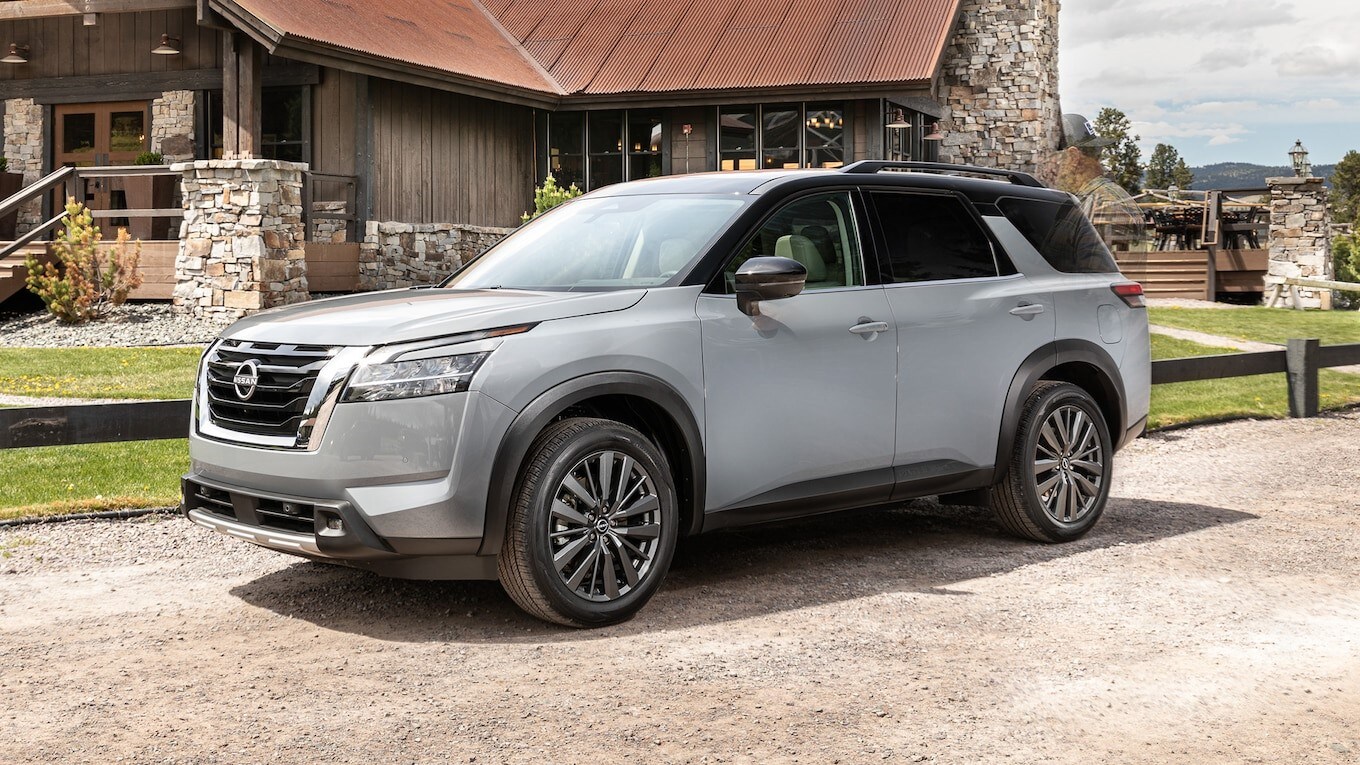 2022 nissan pathfinder.jpg