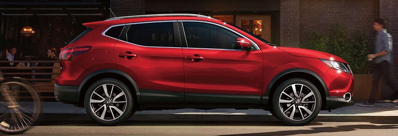 2018 Nissan Rogue Sport Profile.jpg