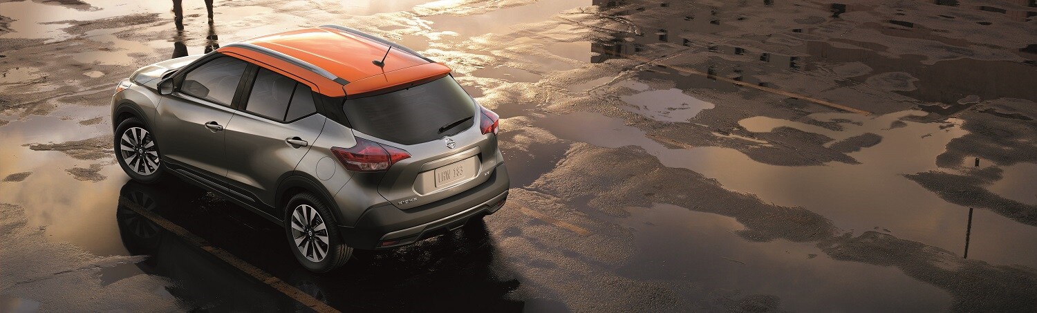 2018 Nissan Kicks rear.png