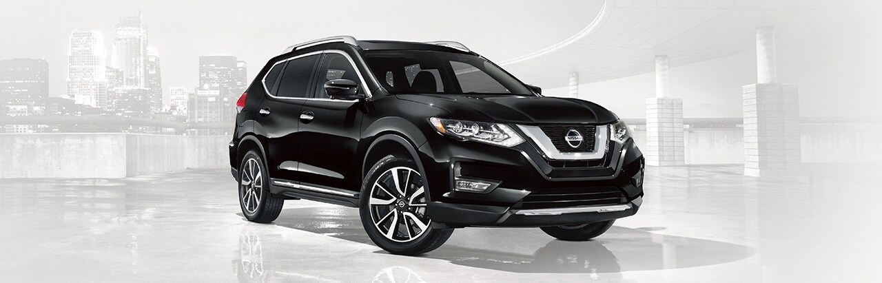 2018 Nissan Rogue black.jpg