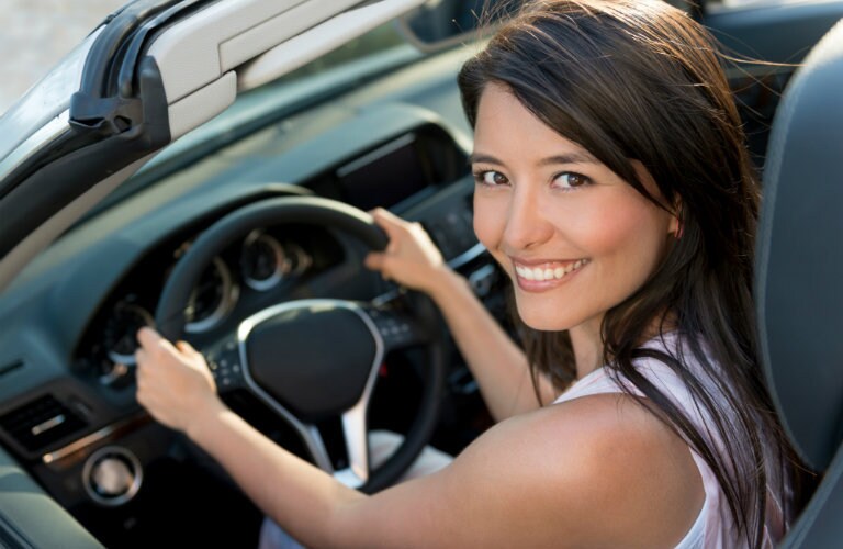 deciding_to_buy_or_lease_a_new_car.jpg