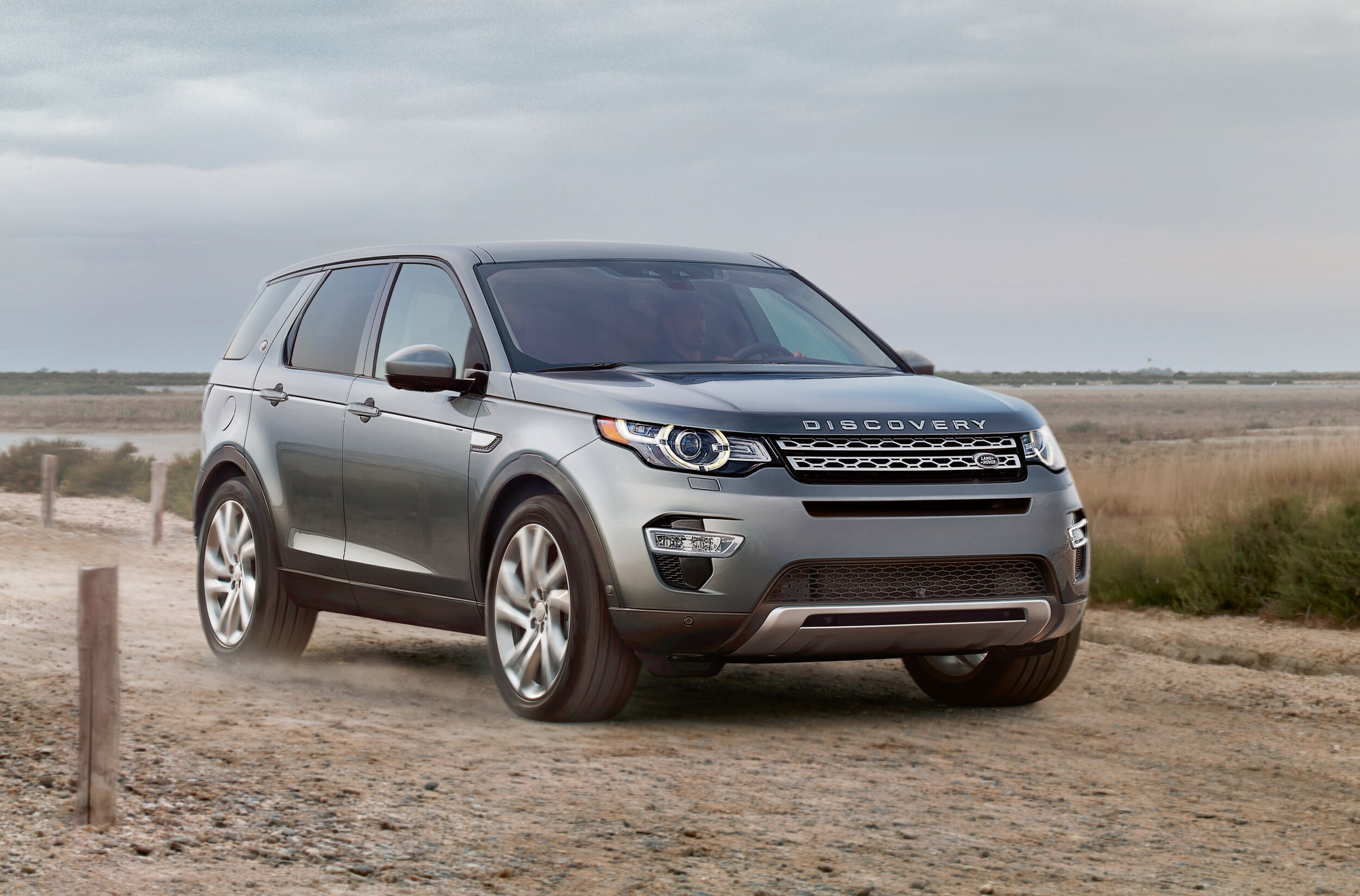 Special Lease Offers on New Land Rover and New Range Rover at Prestige