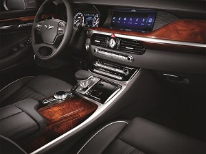 2018 Genesis G90 console.png