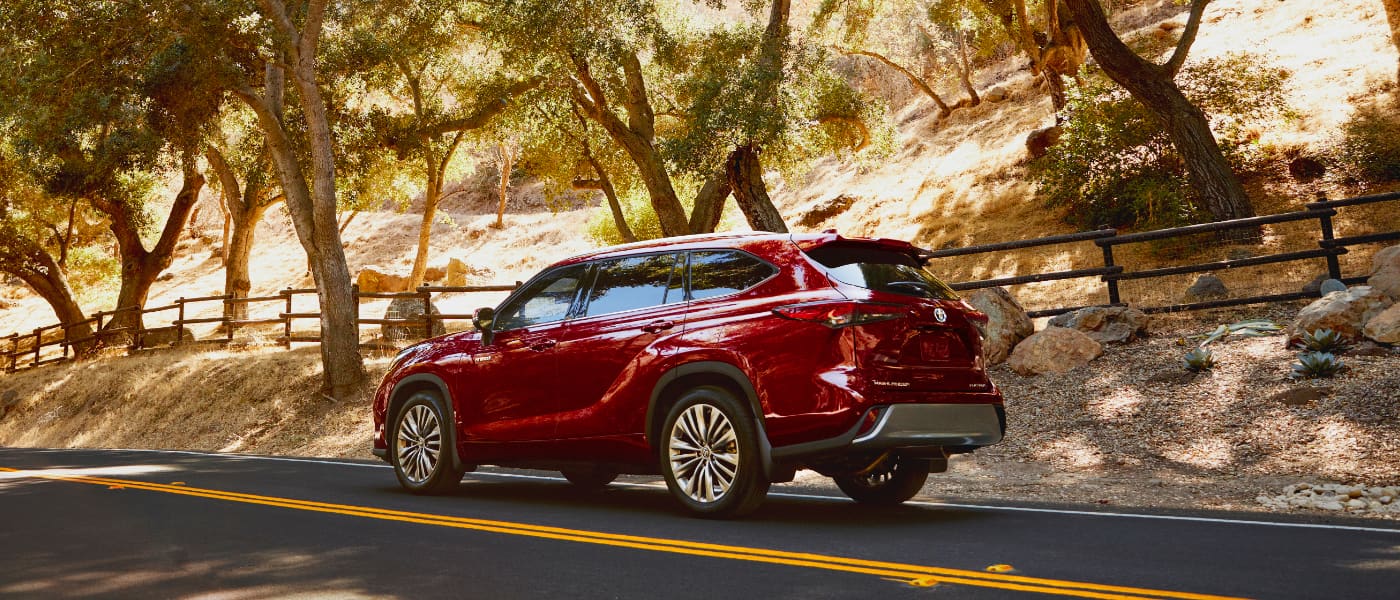 2020 Toyota Highlander driving