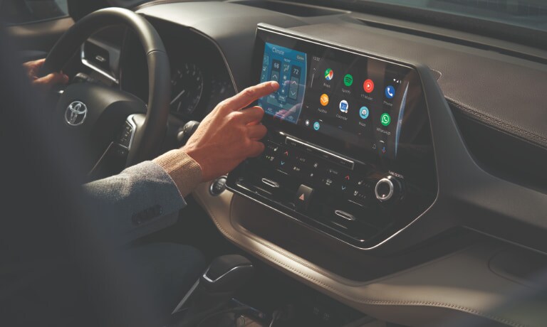 2020 Toyota Highlander Infotainment