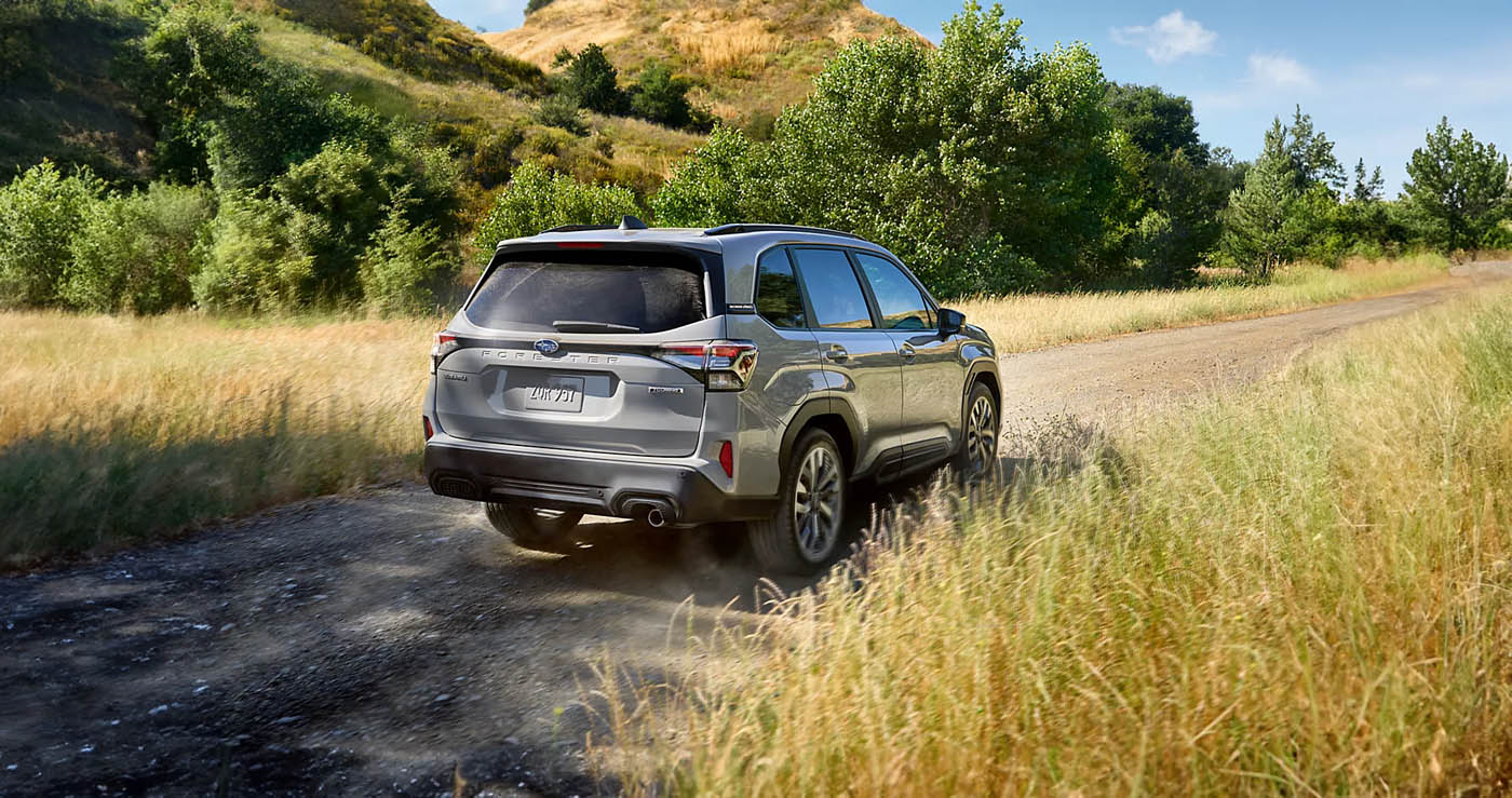Interior Technology, Wireless Apple CarPlay® and Android Auto™, 11.6-Inch Touchscreen, Effortless Connectivity, Hands-Free Power Rear Gate, Spacious Cargo Area, SUBARU STARLINK® Multimedia, Wireless Device Charging, SUV Sophistication, Rugged Yet Modern Styling