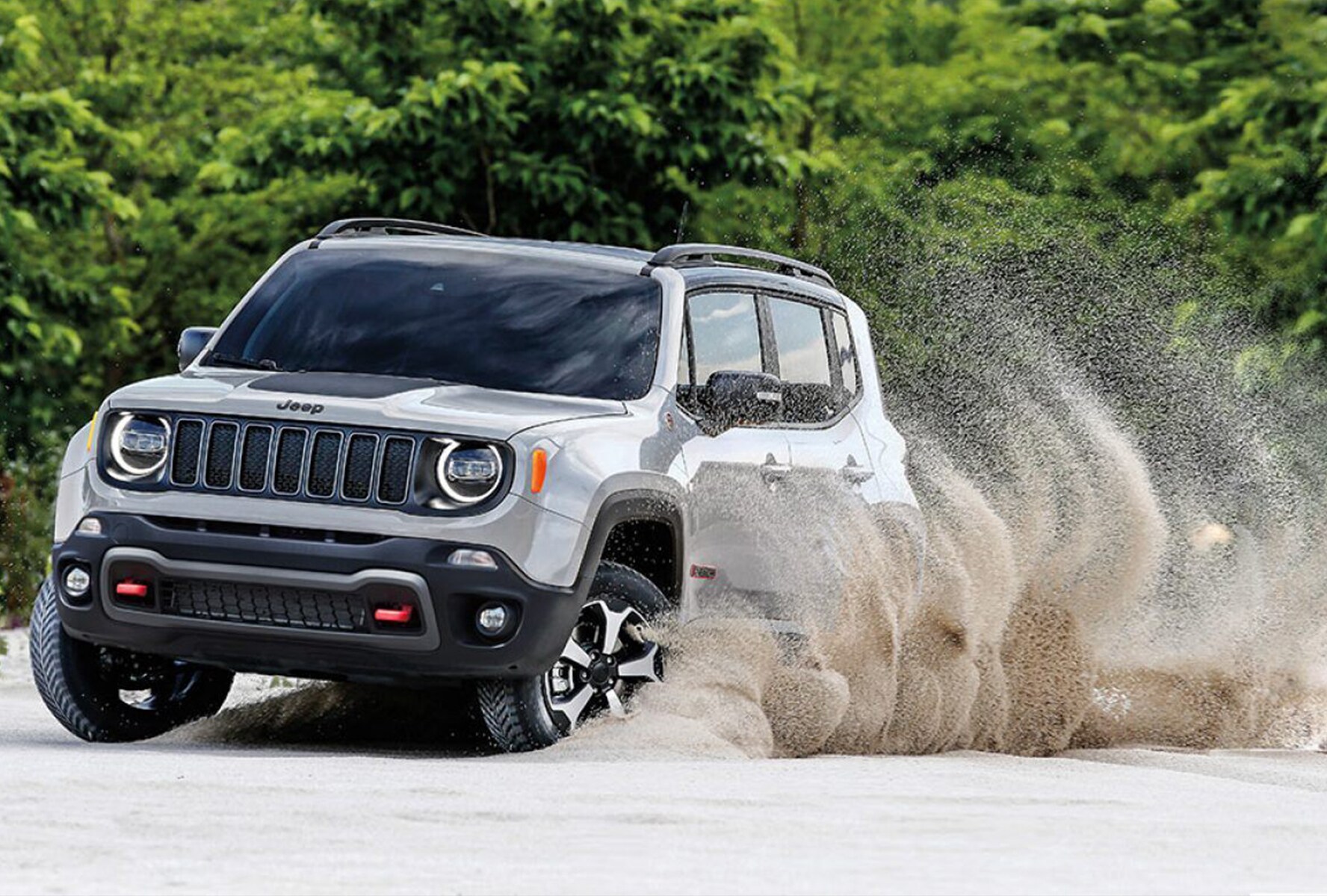 2019 Jeep Renegade safety near Cincinnati, OH