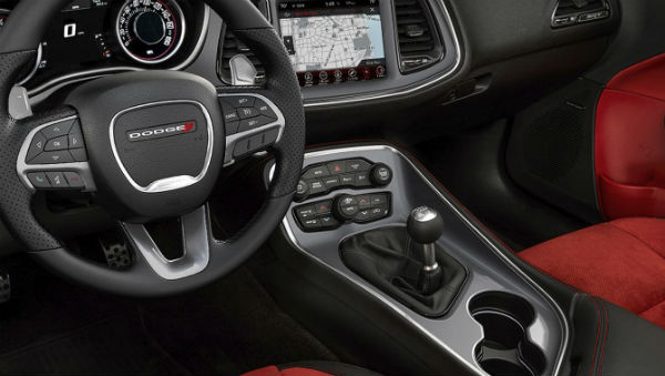 The 2019 Dodge Challenger interior White Oak, OH Northgate CDJR