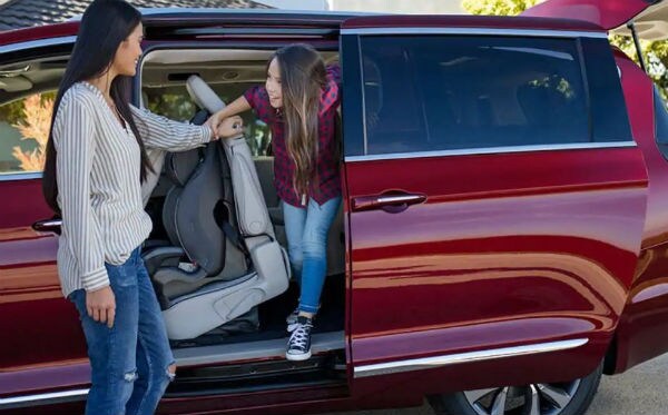 2019 Chrysler Pacifica side view Bridgetown, OH Northgate CDJR